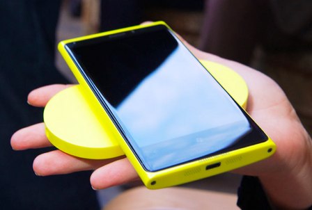 Nokia-Lumia-920-wireless