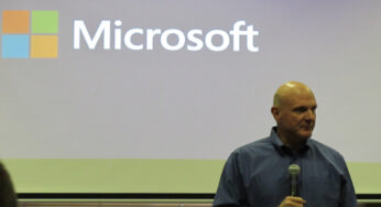 Ballmer Pitches Windows 8 to Developers, But Keeps Tight Rein on Surface